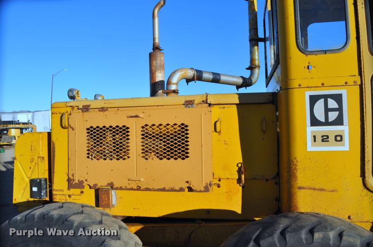 image for item L5059 1972 Caterpillar 120 rigid frame motor grader