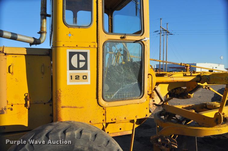 image for item L5059 1972 Caterpillar 120 rigid frame motor grader