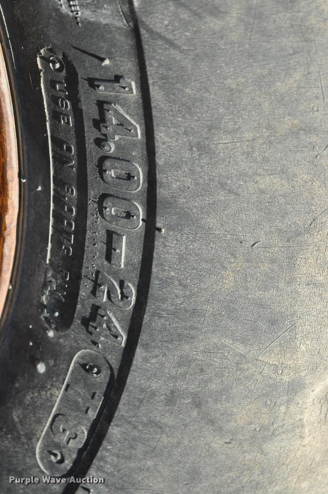 image for item L5059 1972 Caterpillar 120 rigid frame motor grader