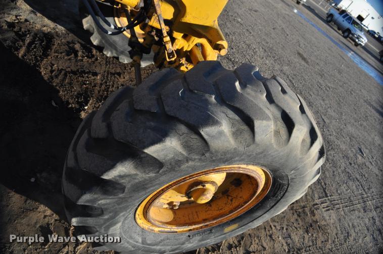 image for item L5059 1972 Caterpillar 120 rigid frame motor grader