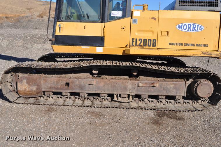 image for item L5062 1989 Caterpillar EL200B excavator