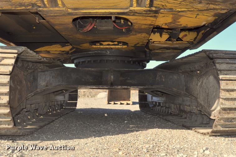 image for item L5062 1989 Caterpillar EL200B excavator