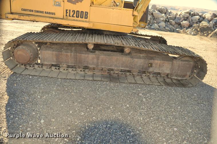 image for item L5062 1989 Caterpillar EL200B excavator