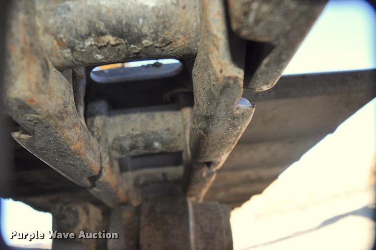 image for item L5062 1989 Caterpillar EL200B excavator