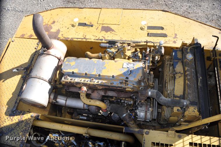 image for item L5062 1989 Caterpillar EL200B excavator