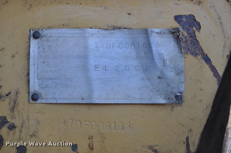 image for item L5062 1989 Caterpillar EL200B excavator