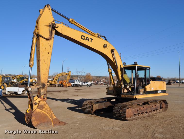 image for item L5063 1990 Caterpillar EL200B excavator