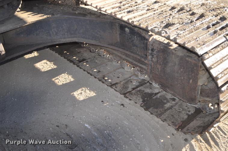 image for item L5063 1990 Caterpillar EL200B excavator