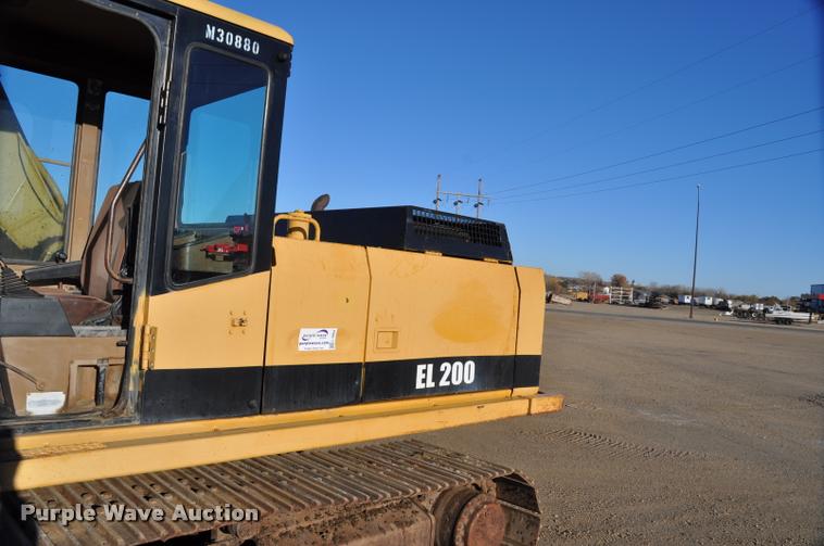image for item L5063 1990 Caterpillar EL200B excavator