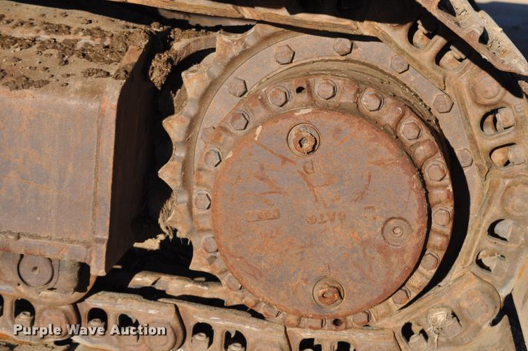 image for item L5063 1990 Caterpillar EL200B excavator