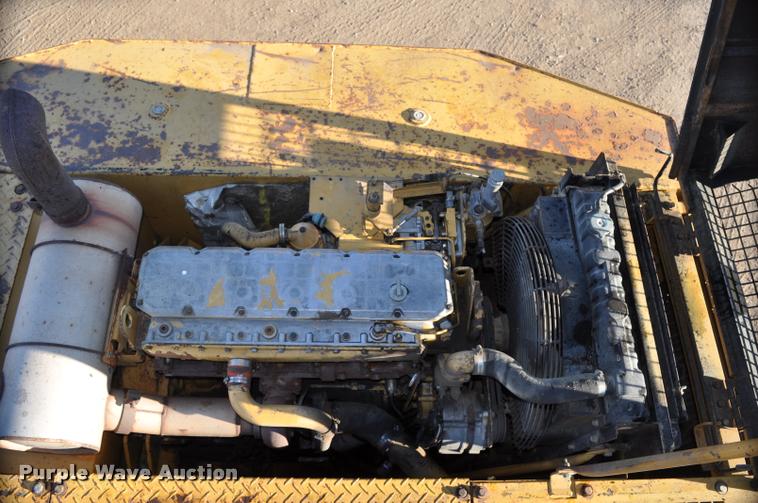 image for item L5063 1990 Caterpillar EL200B excavator