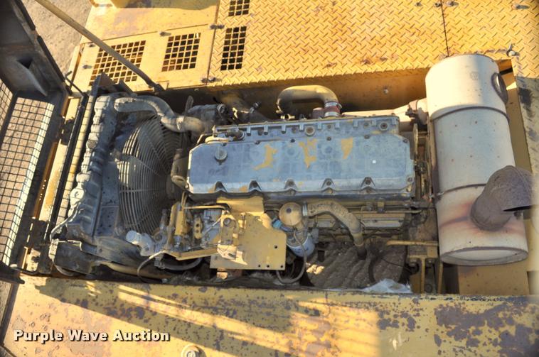 image for item L5063 1990 Caterpillar EL200B excavator