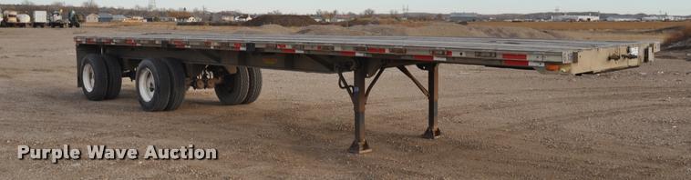 image for item L5064 1977 Raven 54028 flatbed trailer