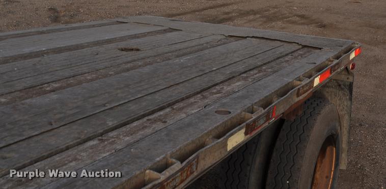 image for item L5064 1977 Raven 54028 flatbed trailer