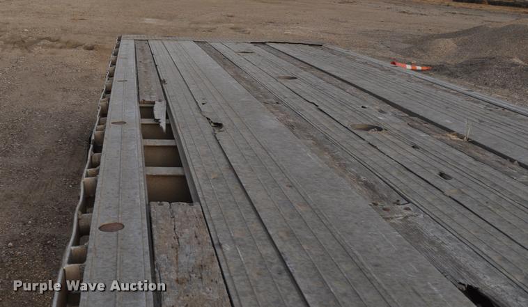 image for item L5064 1977 Raven 54028 flatbed trailer