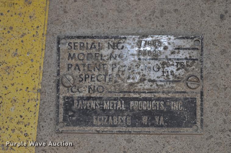 image for item L5064 1977 Raven 54028 flatbed trailer