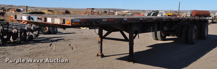 image for item L5073 1978 Transcraft TL-42 flatbed trailer
