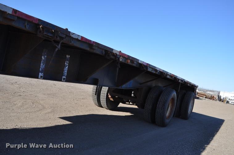 image for item L5073 1978 Transcraft TL-42 flatbed trailer