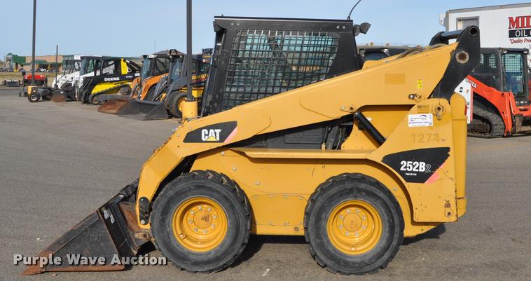 image for item L5078 2009 Caterpillar 252B skid steer