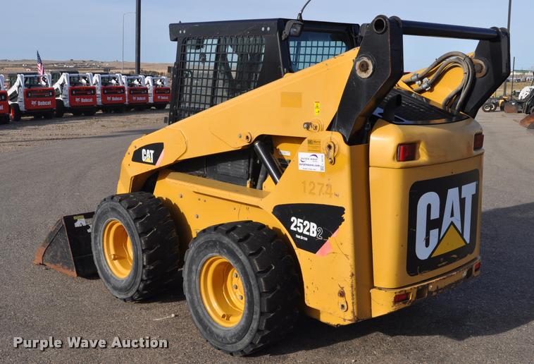 image for item L5078 2009 Caterpillar 252B skid steer