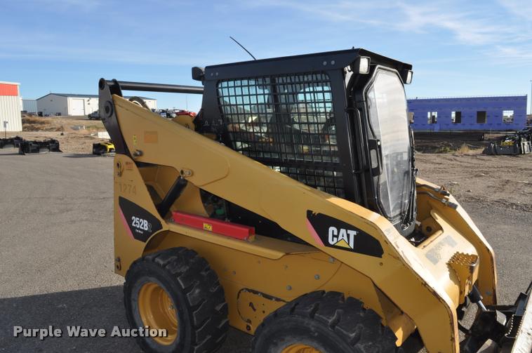 image for item L5078 2009 Caterpillar 252B skid steer