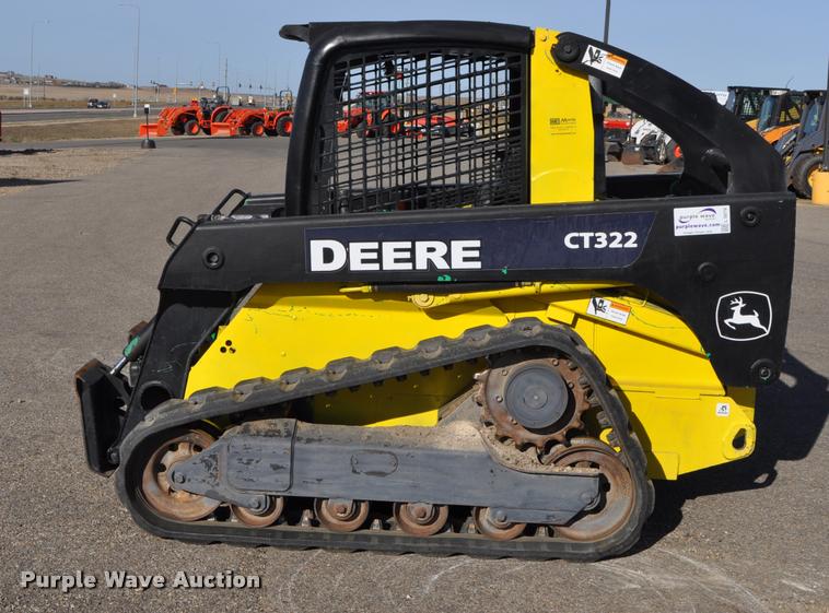 image for item L5079 2007 John Deere CT322 skid steer