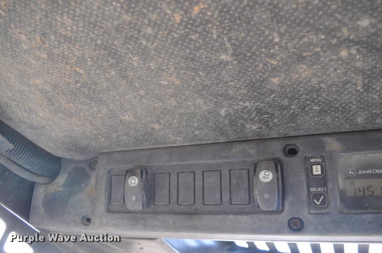 image for item L5079 2007 John Deere CT322 skid steer