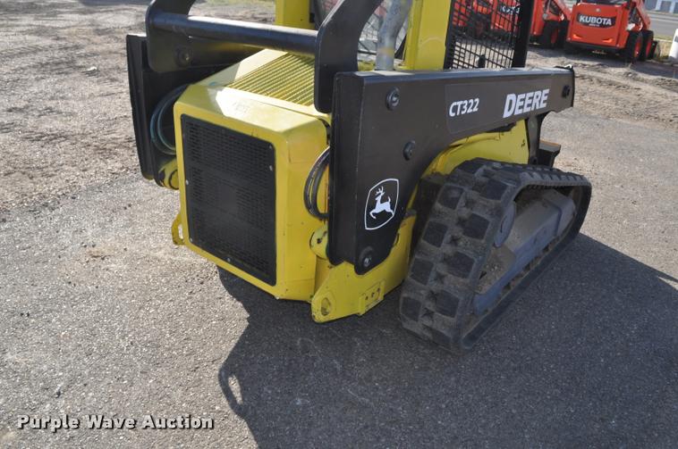 image for item L5079 2007 John Deere CT322 skid steer