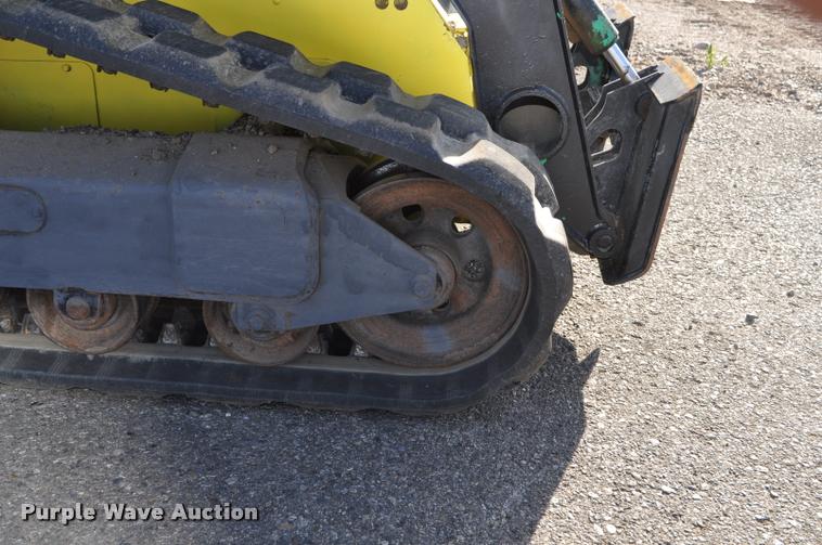 image for item L5079 2007 John Deere CT322 skid steer
