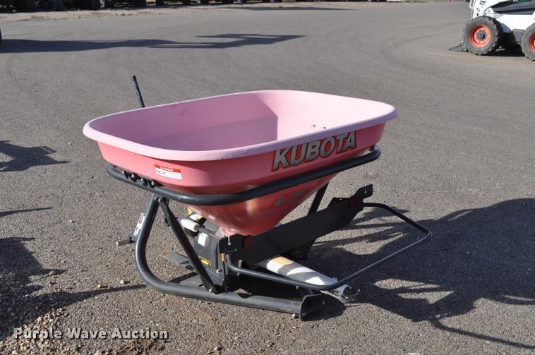 image for item L5083 2013 Kubota VS400 Vari Spreader