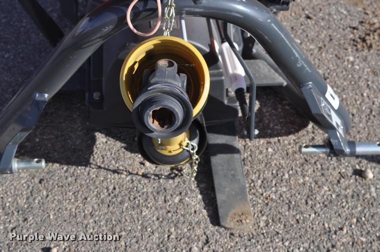 image for item L5083 2013 Kubota VS400 Vari Spreader