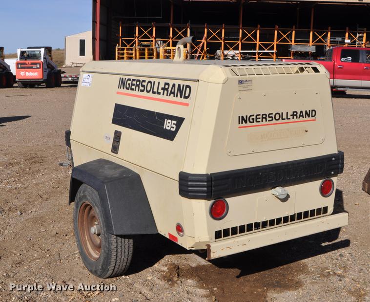 image for item L5084 1999 Ingersoll Rand P185WJD air compressor