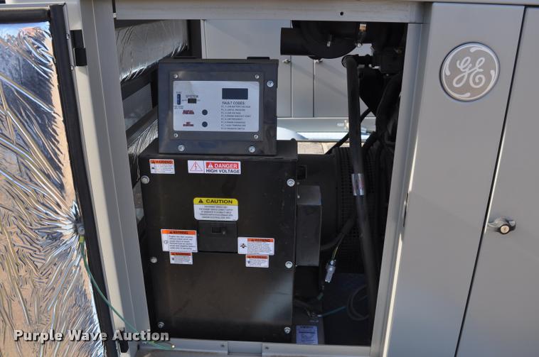 image for item L5085 2014 Briggs and Stratton 076034 generator