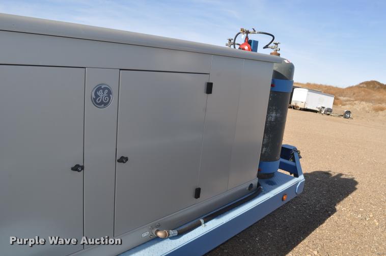 image for item L5086 2014 Briggs and Stratton 076035 generator