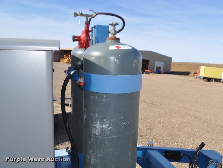 image for item L5086 2014 Briggs and Stratton 076035 generator