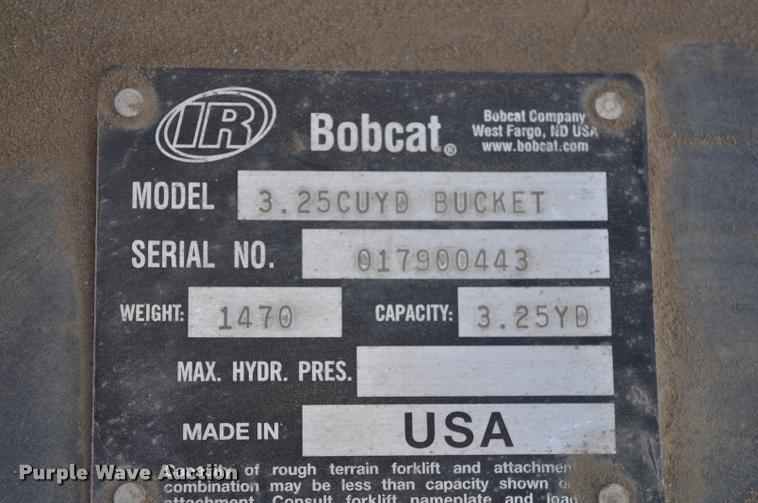 image for item L5088 Bobcat telehandler bucket