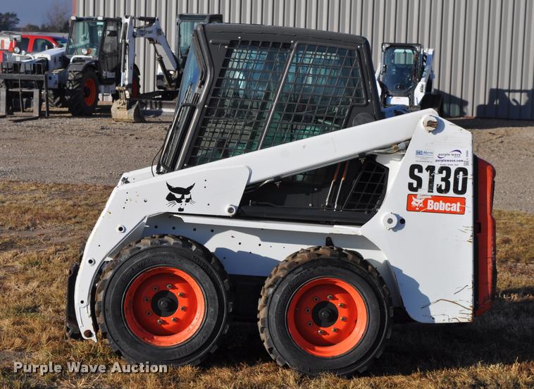 image for item L5089 2011 Bobcat S130 skid steer