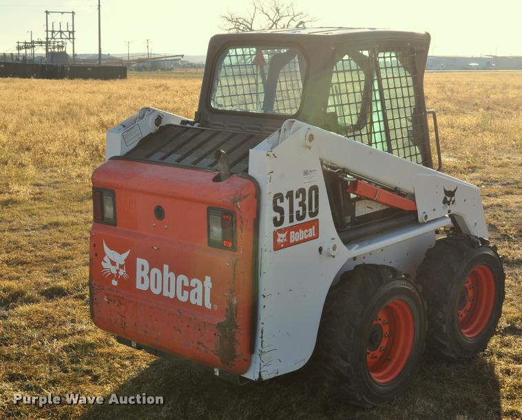 image for item L5089 2011 Bobcat S130 skid steer