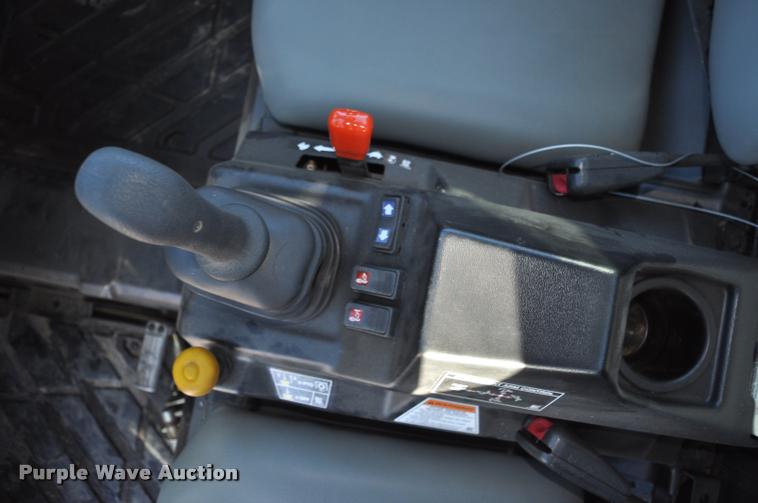 image for item L5091 2013 Bobcat 3650 utility vehicle