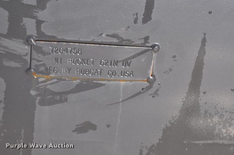 image for item L5093 2013 Bobcat utility vehicle bucket