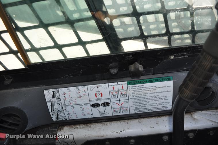 image for item L5094 2006 Bobcat S250 skid steer