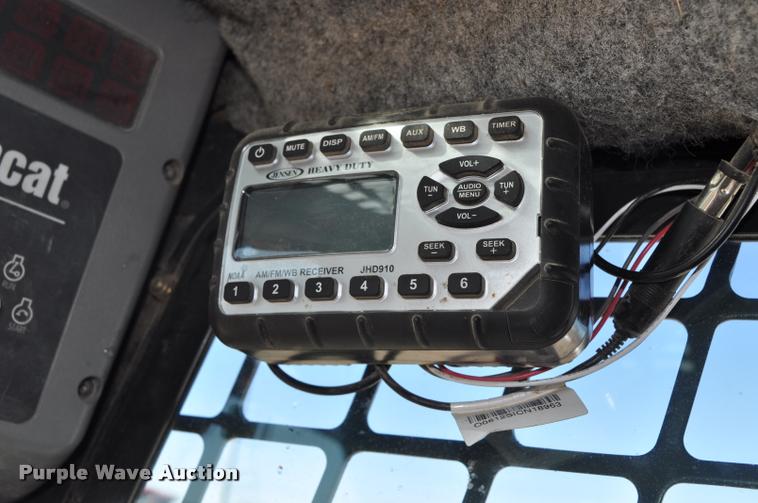 image for item L5094 2006 Bobcat S250 skid steer