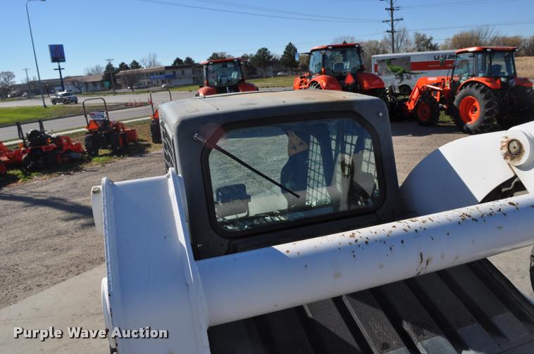 image for item L5094 2006 Bobcat S250 skid steer