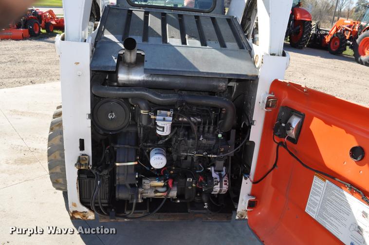 image for item L5094 2006 Bobcat S250 skid steer