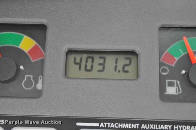 image for item L5094 2006 Bobcat S250 skid steer