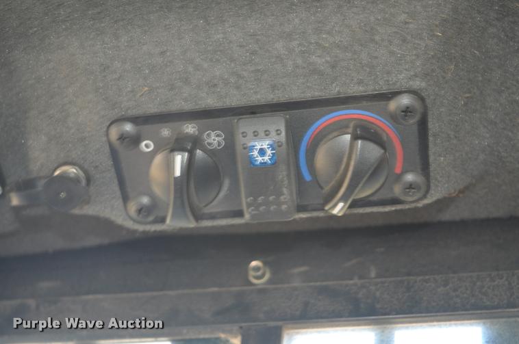 image for item L5101 2013 Terex PT110F skid steer