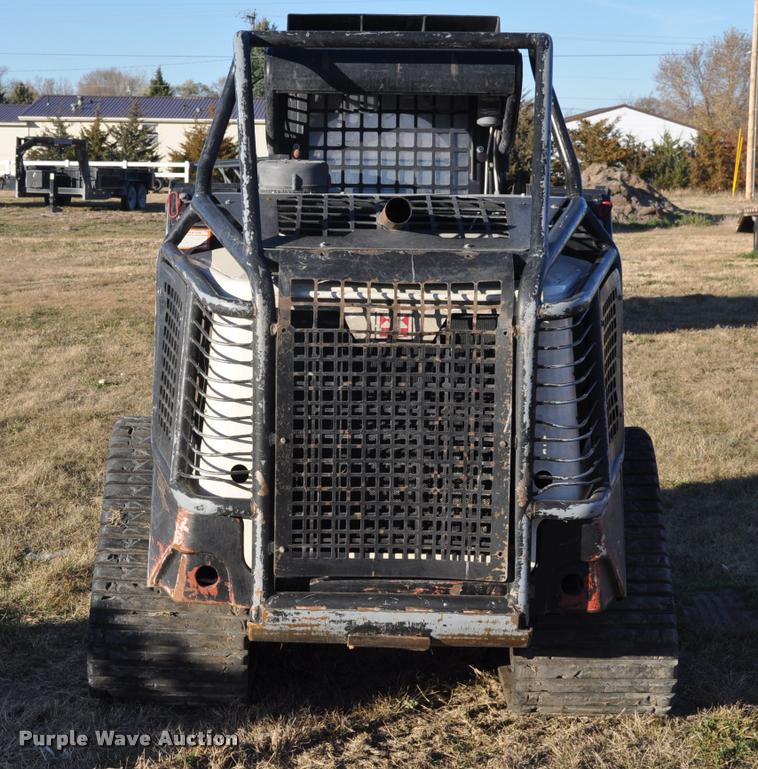 image for item L5103 2011 Terex PT100G skid steer