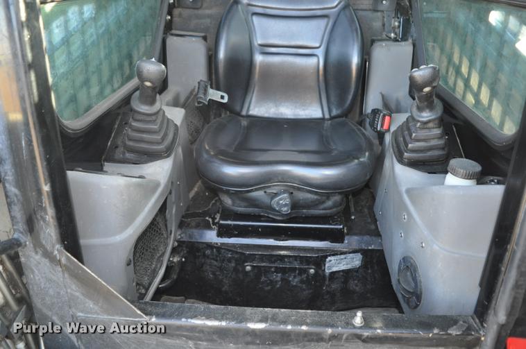 image for item L5103 2011 Terex PT100G skid steer