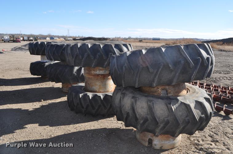 image for item L5136 (8) Case 20.8-34 dual tires and wheels