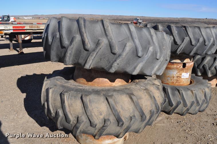 image for item L5136 (8) Case 20.8-34 dual tires and wheels